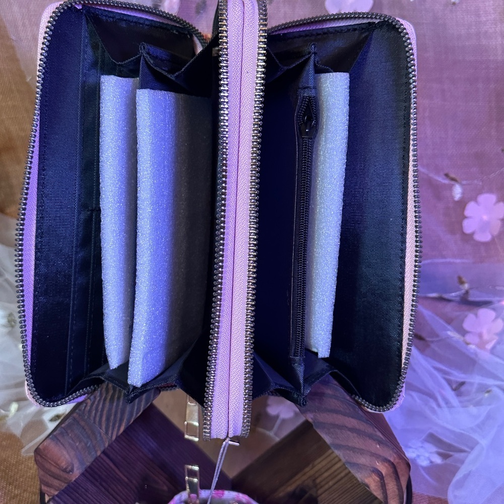 Blush Crush NWT LIPS Double Zip Long Wallet - Picture 6 of 6